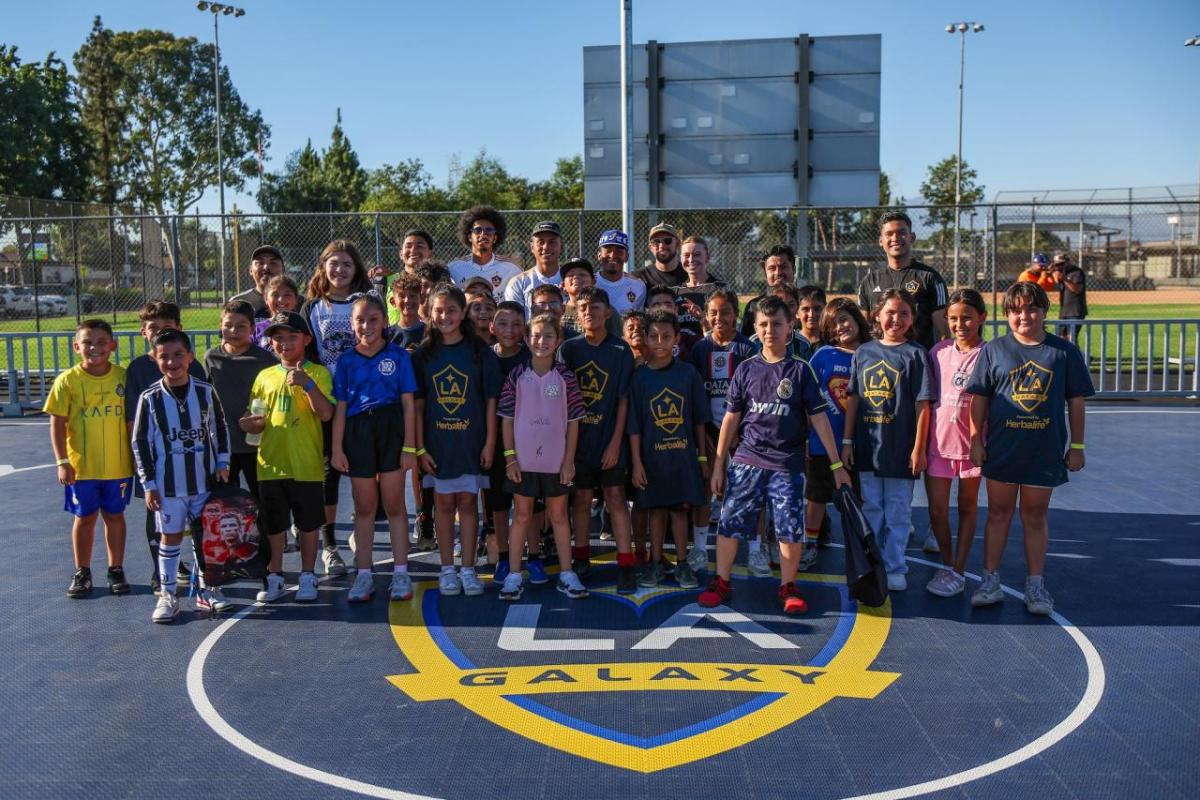 LA Galaxy, Herbalife and U.S. Soccer Foundation unveiled a new mini-pitch in Pico Rivera, CA.