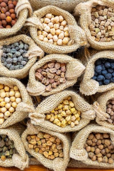 Cloth bags of different varieties of chickpeas