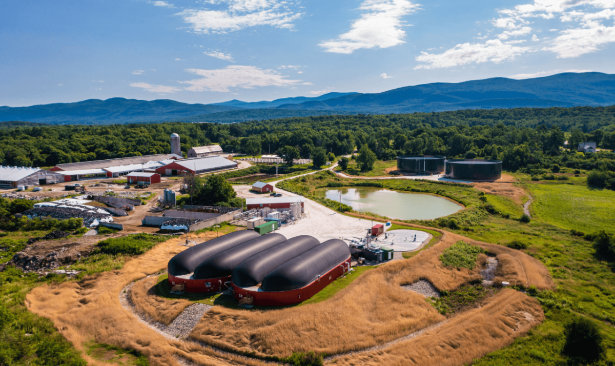 picture of a modern farm