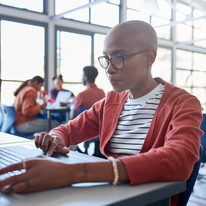 HBCU student on laptop